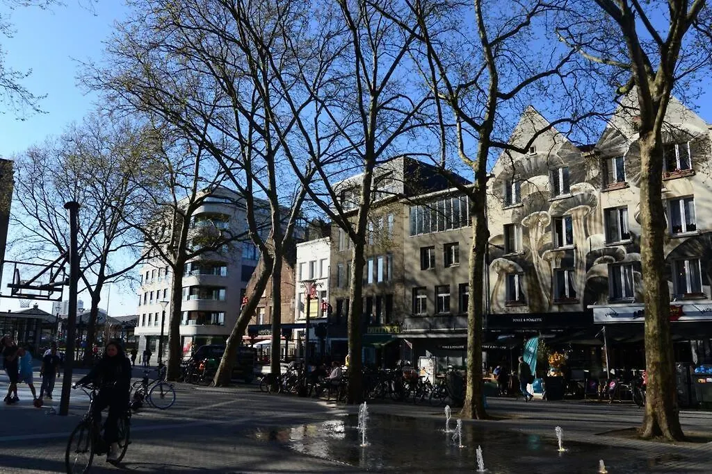 Downtown 2 Bdr Apartment ***** 3 Antwerp 0*,